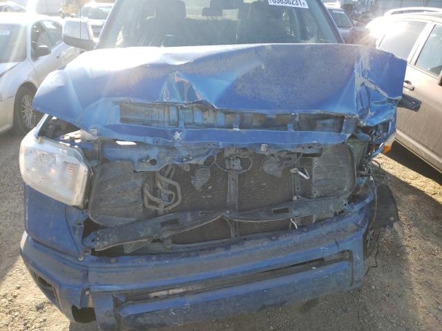 Photo 6 VIN: 5TFAY5F18HX598979 - TOYOTA TUNDRA CRE 