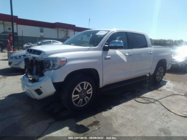 Photo 1 VIN: 5TFAY5F18JX704806 - TOYOTA TUNDRA 4WD 