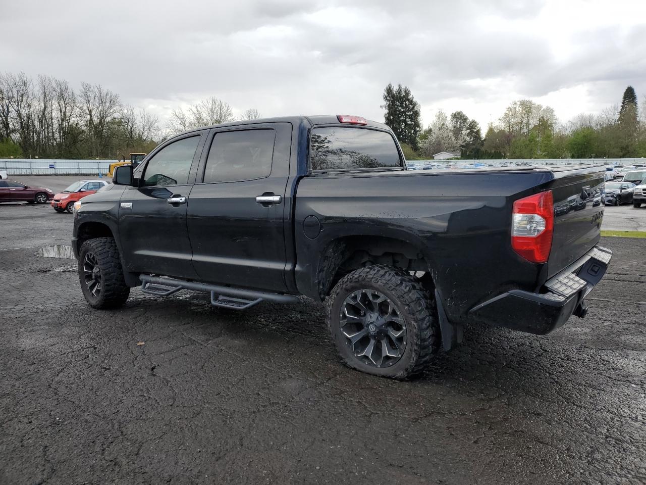 Photo 1 VIN: 5TFAY5F18JX749728 - TOYOTA TUNDRA 