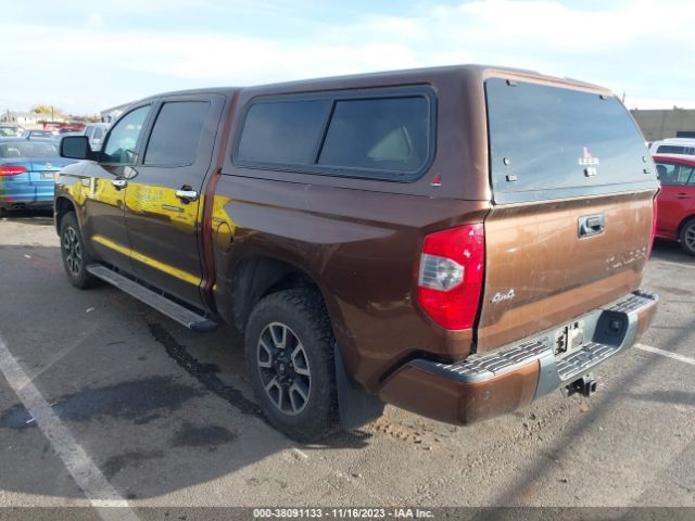 Photo 2 VIN: 5TFAY5F19EX326596 - TOYOTA TUNDRA 4WD TRUCK 