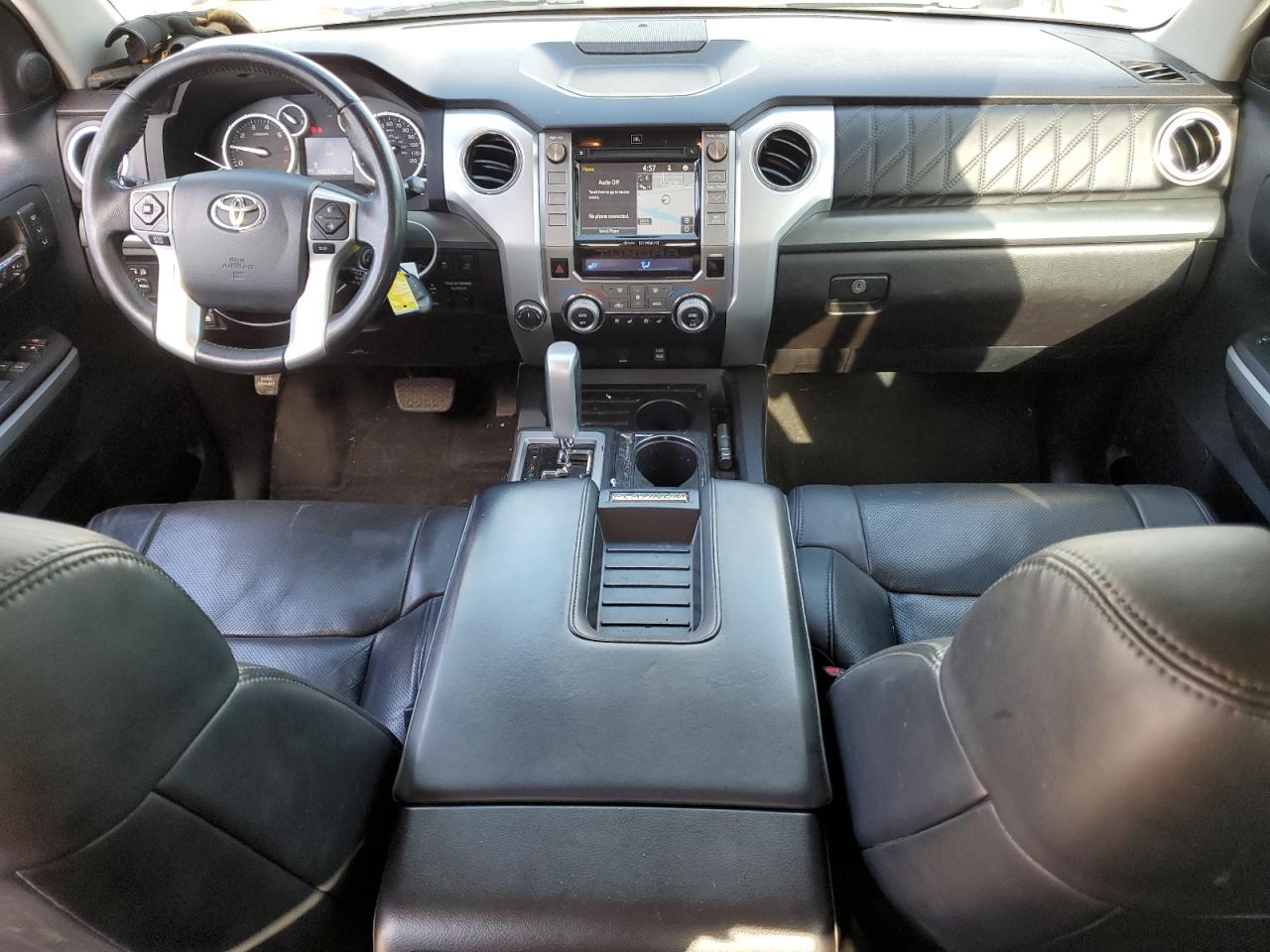 Photo 7 VIN: 5TFAY5F19GX524033 - TOYOTA TUNDRA 