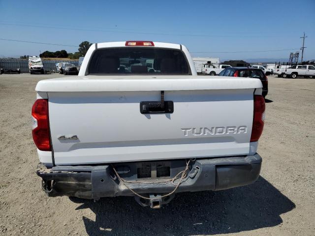 Photo 5 VIN: 5TFAY5F19GX528423 - TOYOTA TUNDRA CRE 