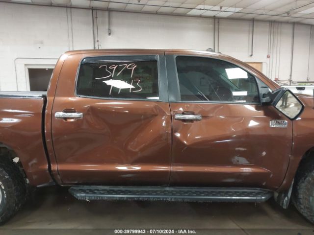 Photo 5 VIN: 5TFAY5F19HX647218 - TOYOTA TUNDRA 