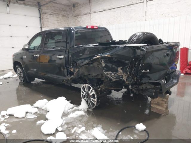 Photo 2 VIN: 5TFAY5F19JX752198 - TOYOTA TUNDRA 