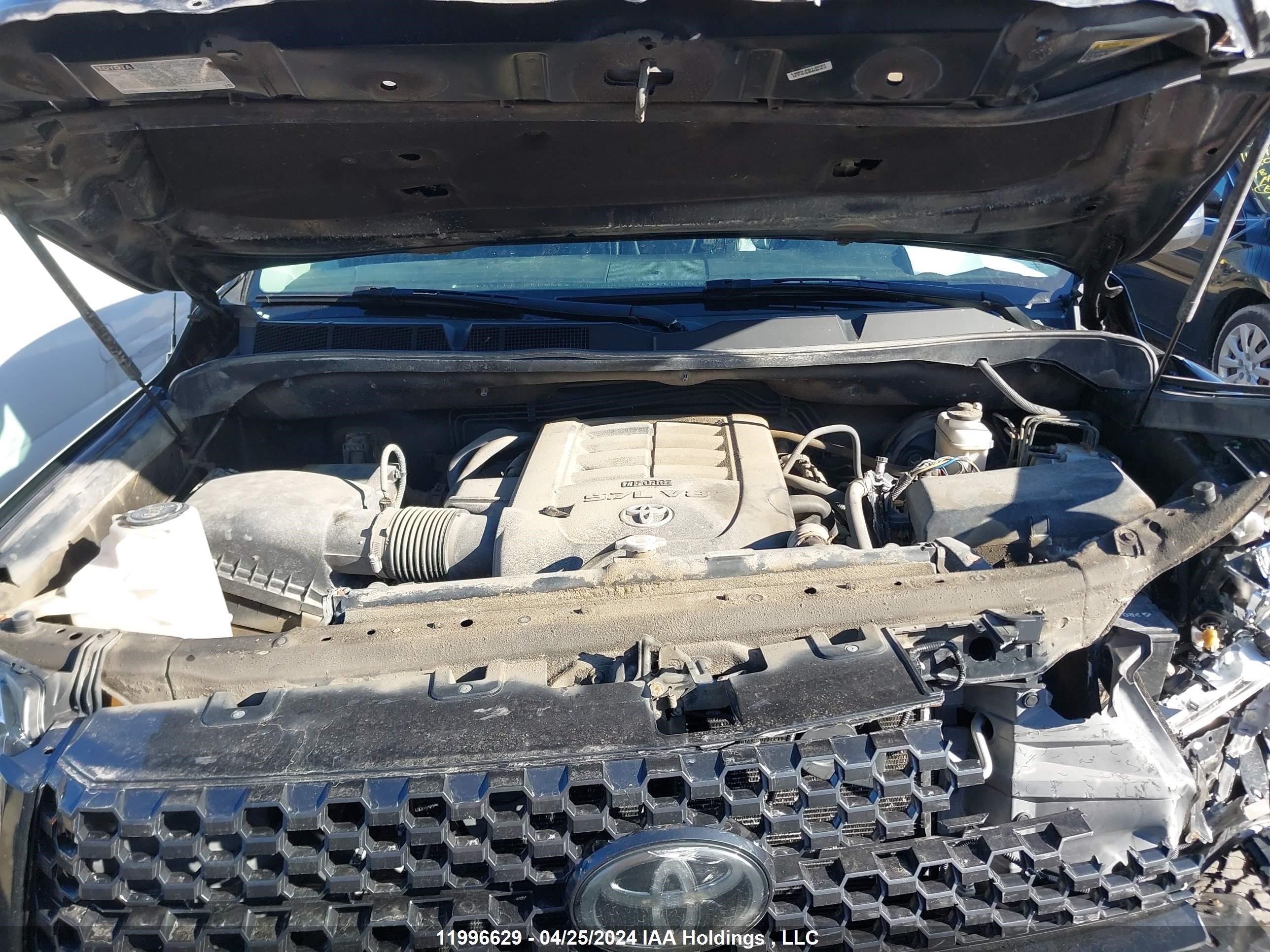 Photo 9 VIN: 5TFAY5F19JX755957 - TOYOTA TUNDRA 