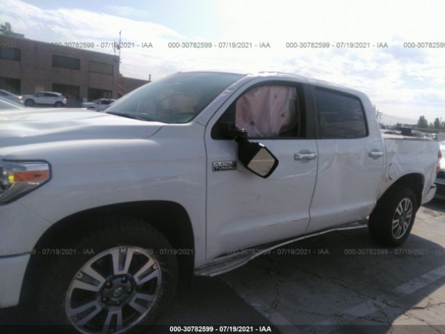 Photo 5 VIN: 5TFAY5F19KX786241 - TOYOTA TUNDRA 4WD 