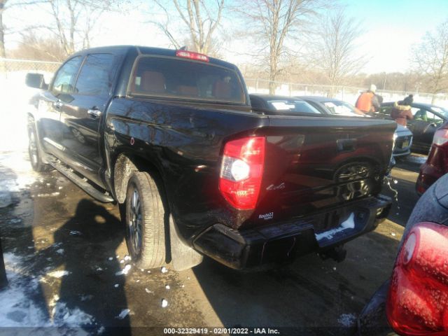 Photo 2 VIN: 5TFAY5F19LX871940 - TOYOTA TUNDRA 4WD 