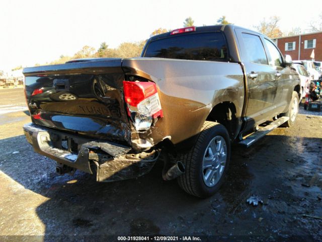 Photo 5 VIN: 5TFAY5F1XJX709960 - TOYOTA TUNDRA 4WD 