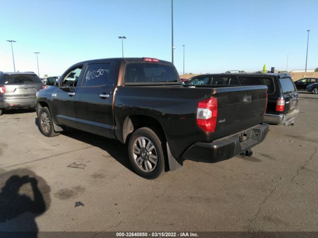 Photo 2 VIN: 5TFAY5F1XJX777062 - TOYOTA TUNDRA 4WD 