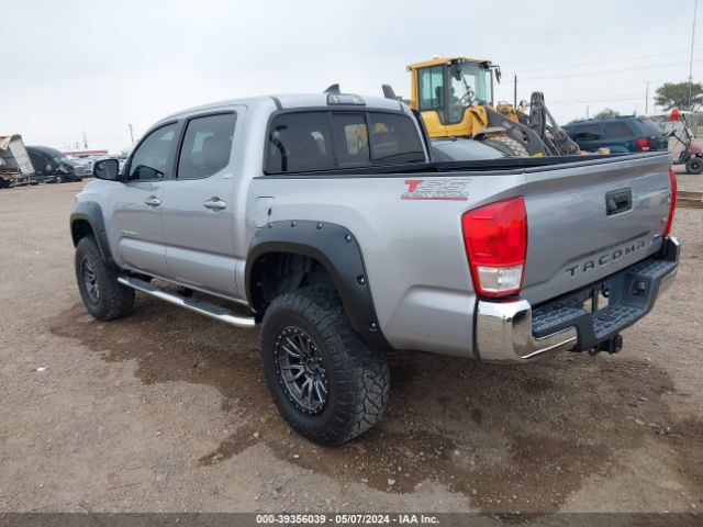 Photo 2 VIN: 5TFAZ5CN0GX007580 - TOYOTA TACOMA 