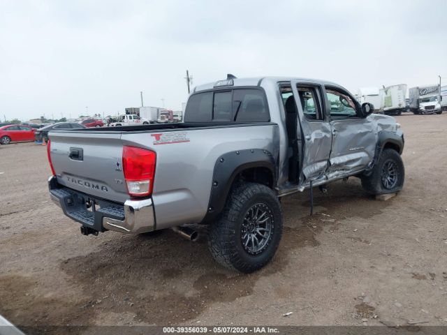 Photo 3 VIN: 5TFAZ5CN0GX007580 - TOYOTA TACOMA 