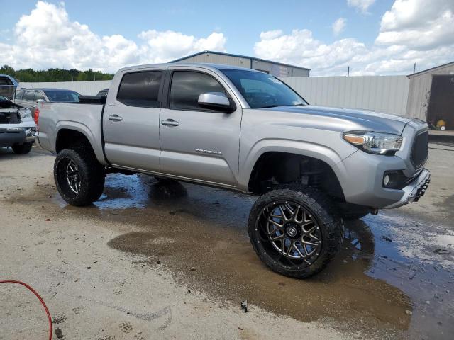 Photo 3 VIN: 5TFAZ5CN0GX011161 - TOYOTA TACOMA DOU 