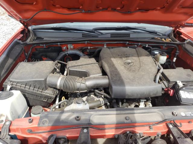 Photo 6 VIN: 5TFAZ5CN0GX015517 - TOYOTA TACOMA DOU 