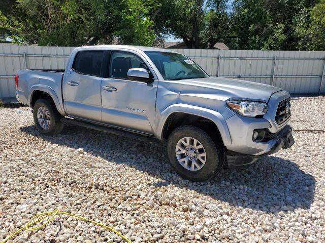 Photo 3 VIN: 5TFAZ5CN0HX050897 - TOYOTA TACOMA 