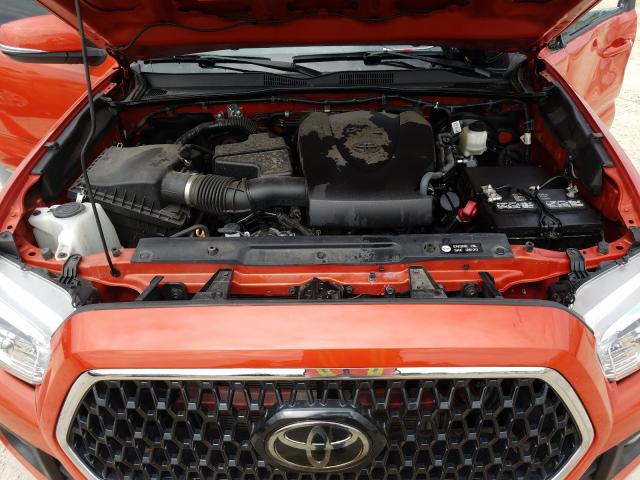 Photo 6 VIN: 5TFAZ5CN0JX054969 - TOYOTA TACOMA DOU 