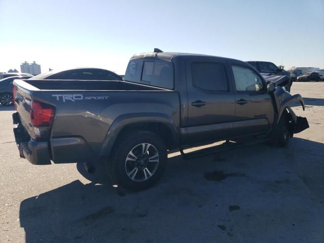 Photo 2 VIN: 5TFAZ5CN0JX055068 - TOYOTA TACOMA DOU 