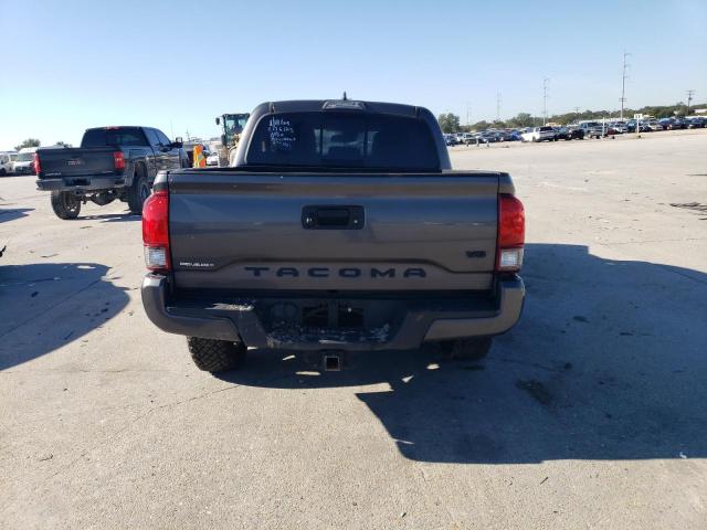 Photo 5 VIN: 5TFAZ5CN0JX055068 - TOYOTA TACOMA DOU 