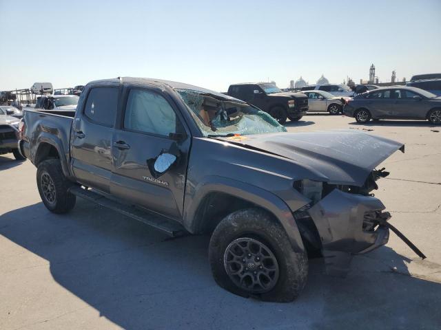 Photo 3 VIN: 5TFAZ5CN0JX058438 - TOYOTA TACOMA DOU 