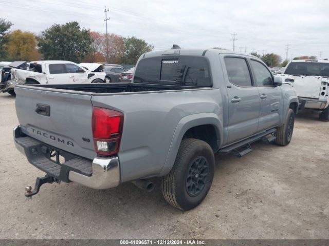 Photo 3 VIN: 5TFAZ5CN0MX107447 - TOYOTA TACOMA 