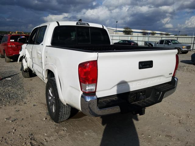 Photo 2 VIN: 5TFAZ5CN1HX049645 - TOYOTA TACOMA DOU 