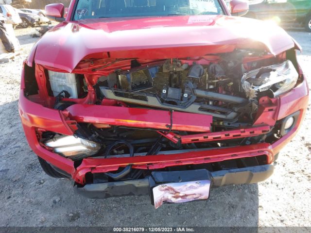 Photo 5 VIN: 5TFAZ5CN1JX058870 - TOYOTA TACOMA 