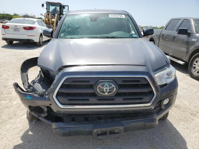 Photo 4 VIN: 5TFAZ5CN1KX074102 - TOYOTA TACOMA DOU 