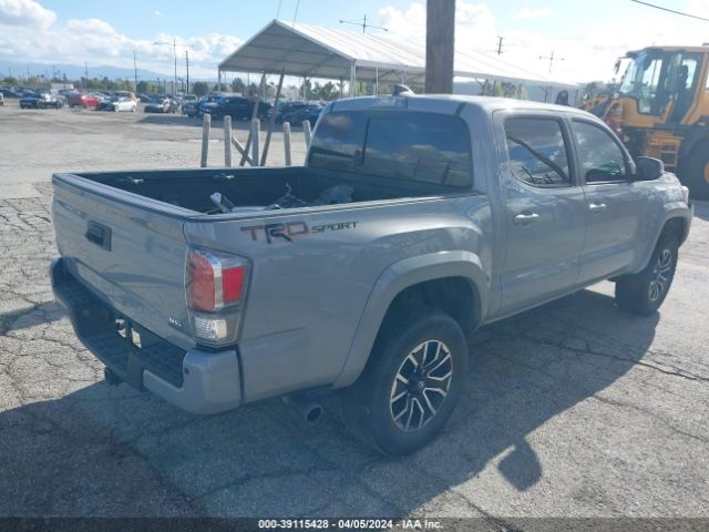 Photo 3 VIN: 5TFAZ5CN1MX112379 - TOYOTA TACOMA 