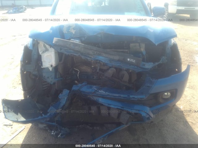 Photo 5 VIN: 5TFAZ5CN2HX049203 - TOYOTA TACOMA 