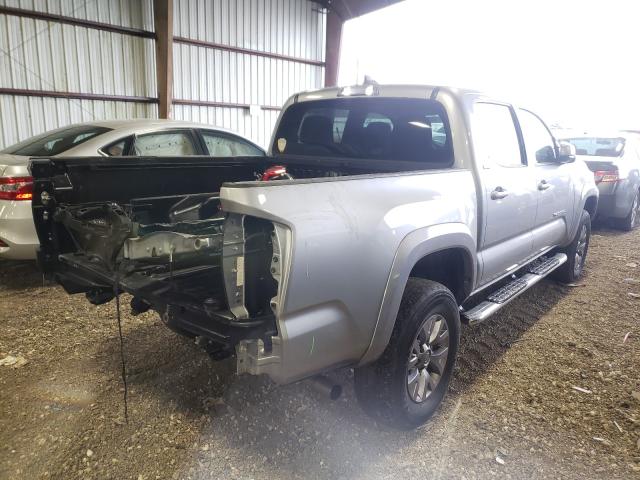 Photo 3 VIN: 5TFAZ5CN2JX055198 - TOYOTA TACOMA DOU 