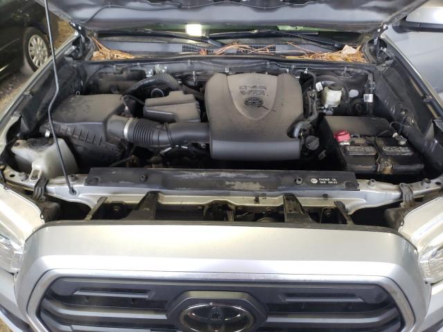 Photo 6 VIN: 5TFAZ5CN2JX055198 - TOYOTA TACOMA DOU 