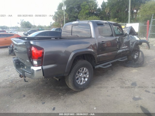 Photo 3 VIN: 5TFAZ5CN2JX056965 - TOYOTA TACOMA 