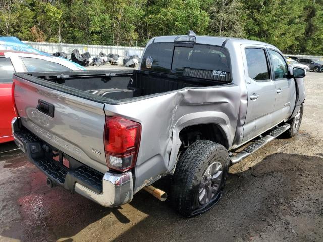 Photo 2 VIN: 5TFAZ5CN2JX060837 - TOYOTA TACOMA 