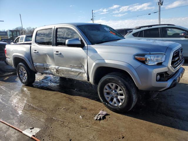 Photo 3 VIN: 5TFAZ5CN2KX077722 - TOYOTA TACOMA 