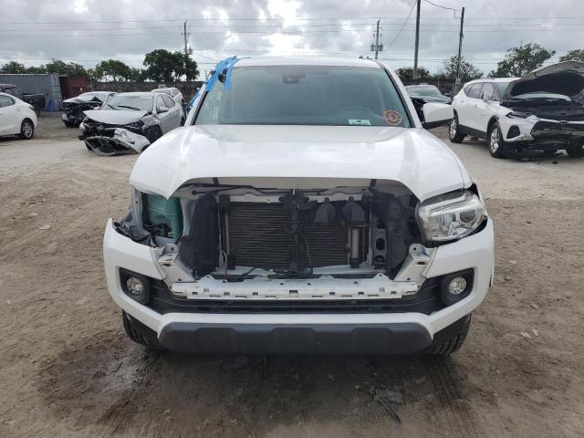 Photo 4 VIN: 5TFAZ5CN2MX096550 - TOYOTA TACOMA DOU 