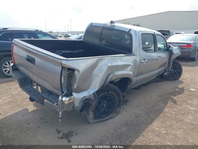 Photo 3 VIN: 5TFAZ5CN2MX097729 - TOYOTA TACOMA 