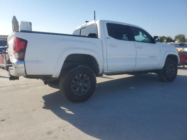 Photo 2 VIN: 5TFAZ5CN2MX099402 - TOYOTA TACOMA DOU 