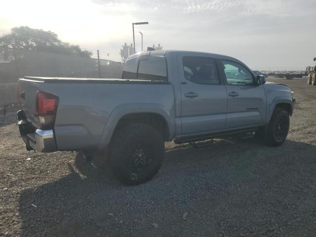 Photo 2 VIN: 5TFAZ5CN2MX108423 - TOYOTA TACOMA DOU 