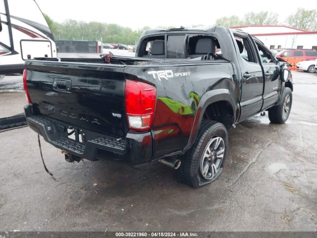 Photo 3 VIN: 5TFAZ5CN3GX016967 - TOYOTA TACOMA 