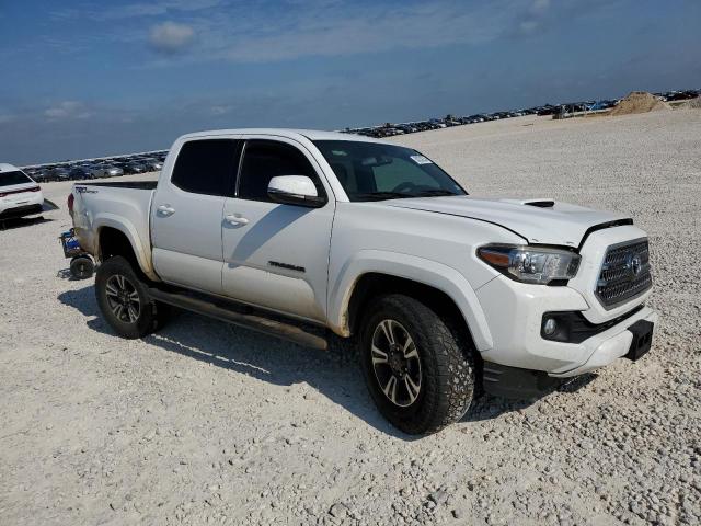 Photo 3 VIN: 5TFAZ5CN3HX026612 - TOYOTA TACOMA 