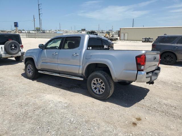 Photo 1 VIN: 5TFAZ5CN3JX055078 - TOYOTA TACOMA DOU 