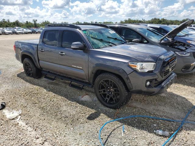 Photo 3 VIN: 5TFAZ5CN3JX058790 - TOYOTA TACOMA DOU 