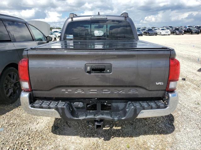 Photo 5 VIN: 5TFAZ5CN3JX058790 - TOYOTA TACOMA DOU 