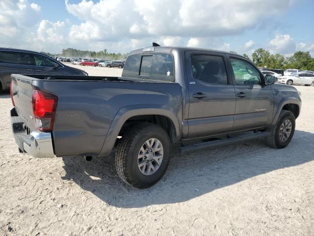 Photo 2 VIN: 5TFAZ5CN3JX058983 - TOYOTA TACOMA DOU 