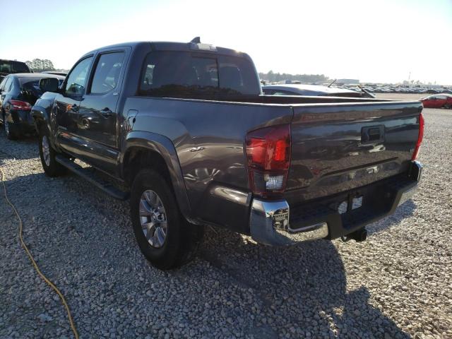 Photo 2 VIN: 5TFAZ5CN3JX060751 - TOYOTA TACOMA DOU 