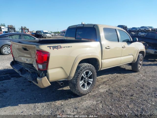 Photo 3 VIN: 5TFAZ5CN3KX076322 - TOYOTA TACOMA 