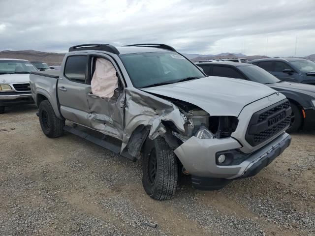 Photo 3 VIN: 5TFAZ5CN4GX006450 - TOYOTA TACOMA DOU 