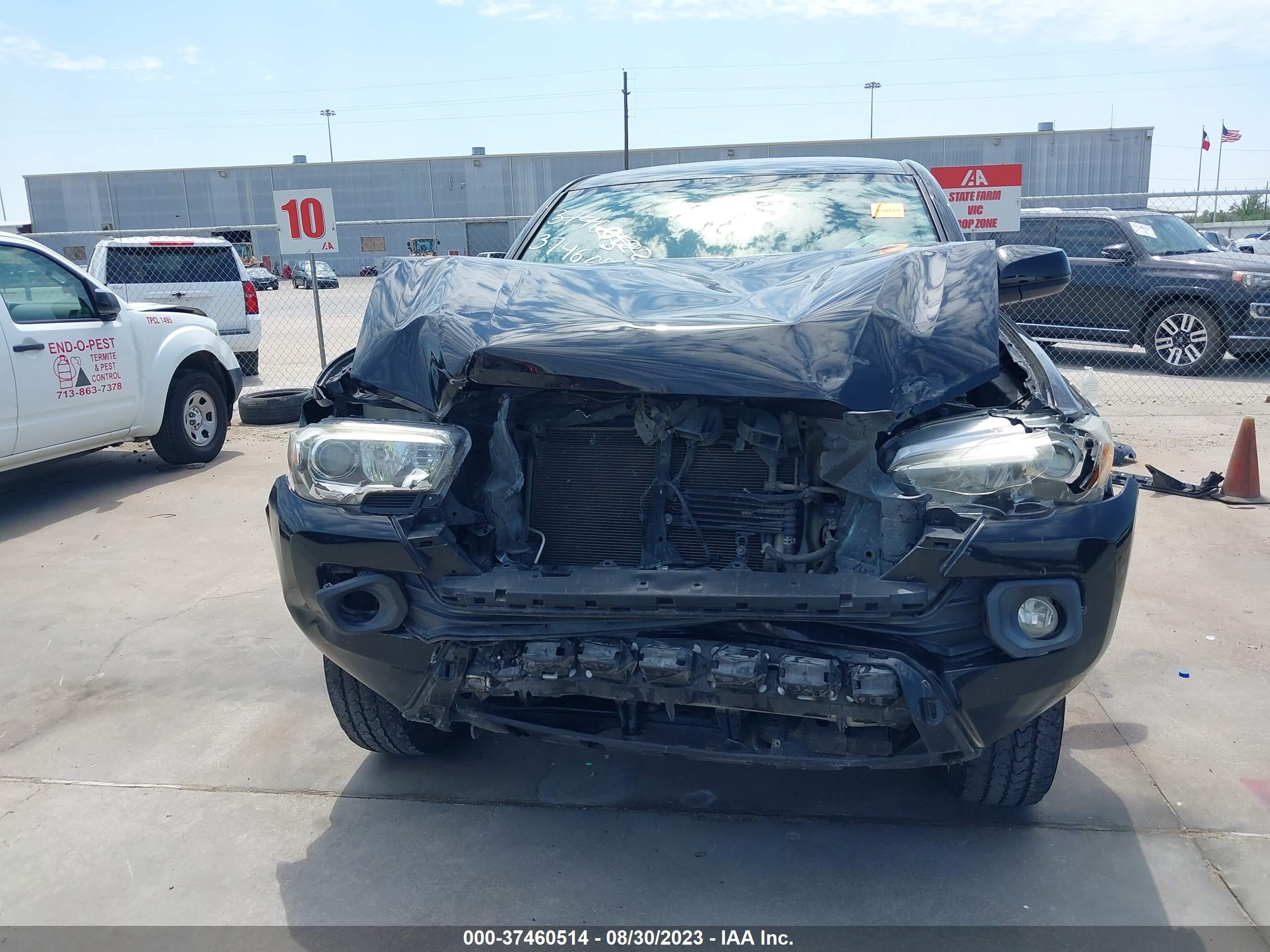 Photo 12 VIN: 5TFAZ5CN4GX006495 - TOYOTA TACOMA 