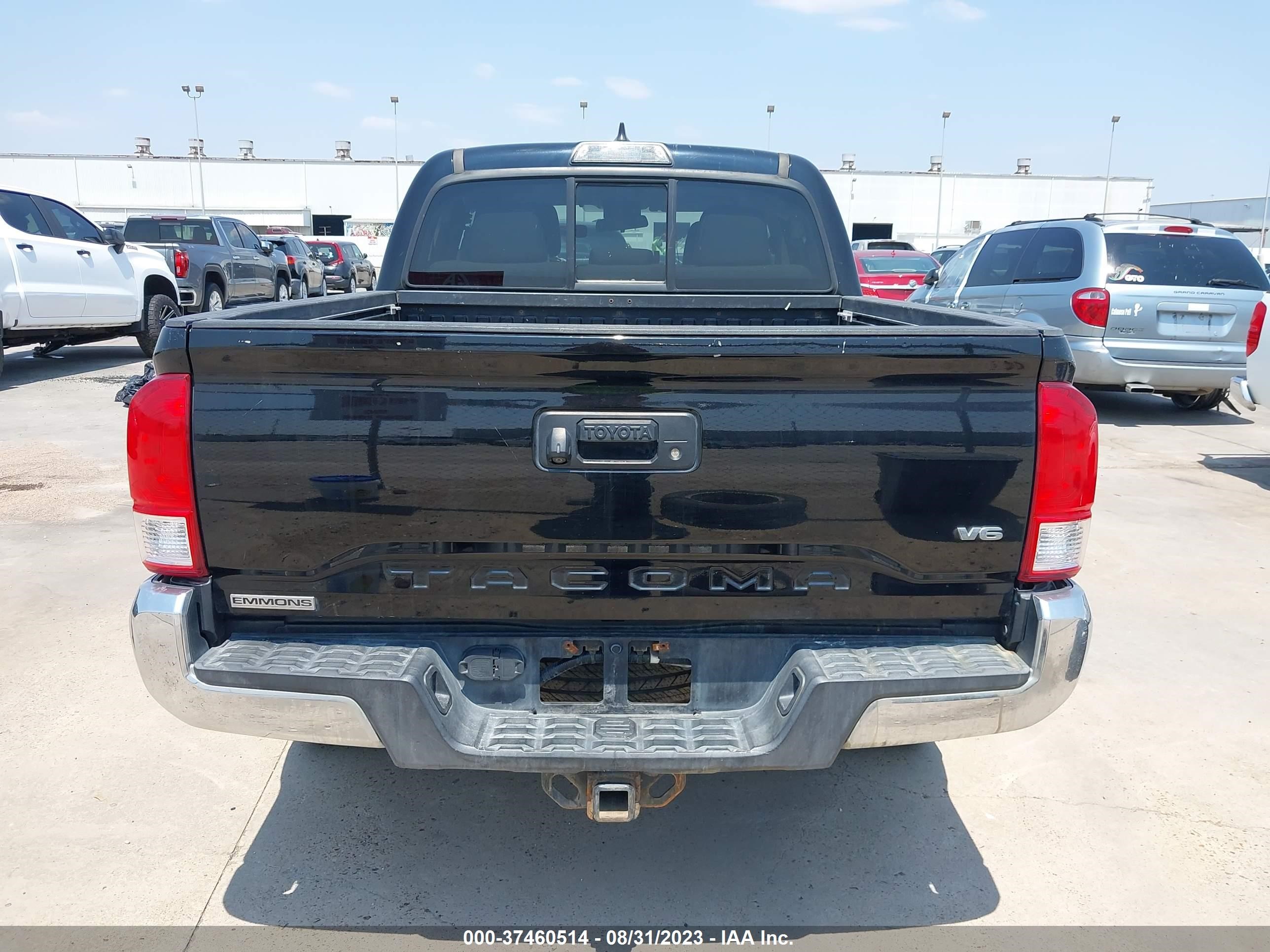 Photo 16 VIN: 5TFAZ5CN4GX006495 - TOYOTA TACOMA 