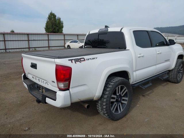 Photo 3 VIN: 5TFAZ5CN4HX022942 - TOYOTA TACOMA 