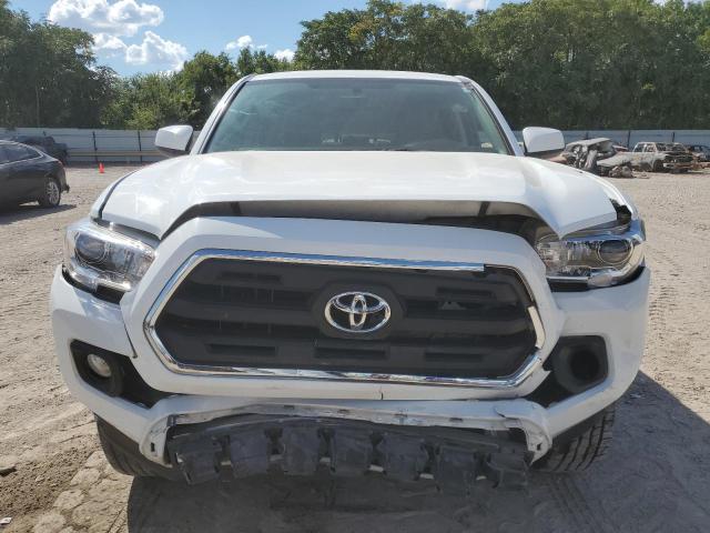 Photo 4 VIN: 5TFAZ5CN4HX041815 - TOYOTA TACOMA DOU 